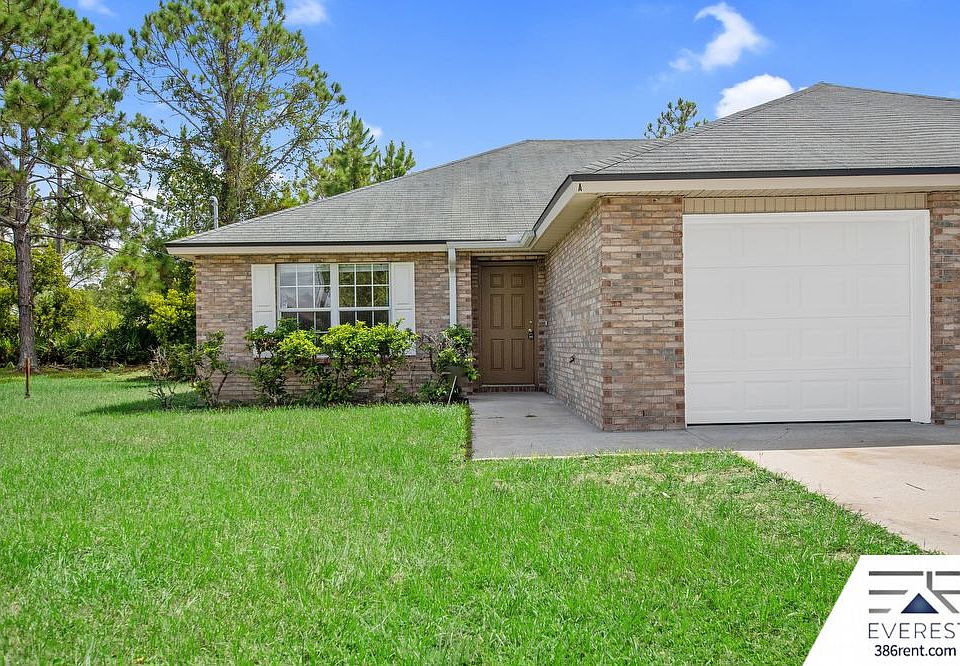 1st image of 6A Rosecroft Ln