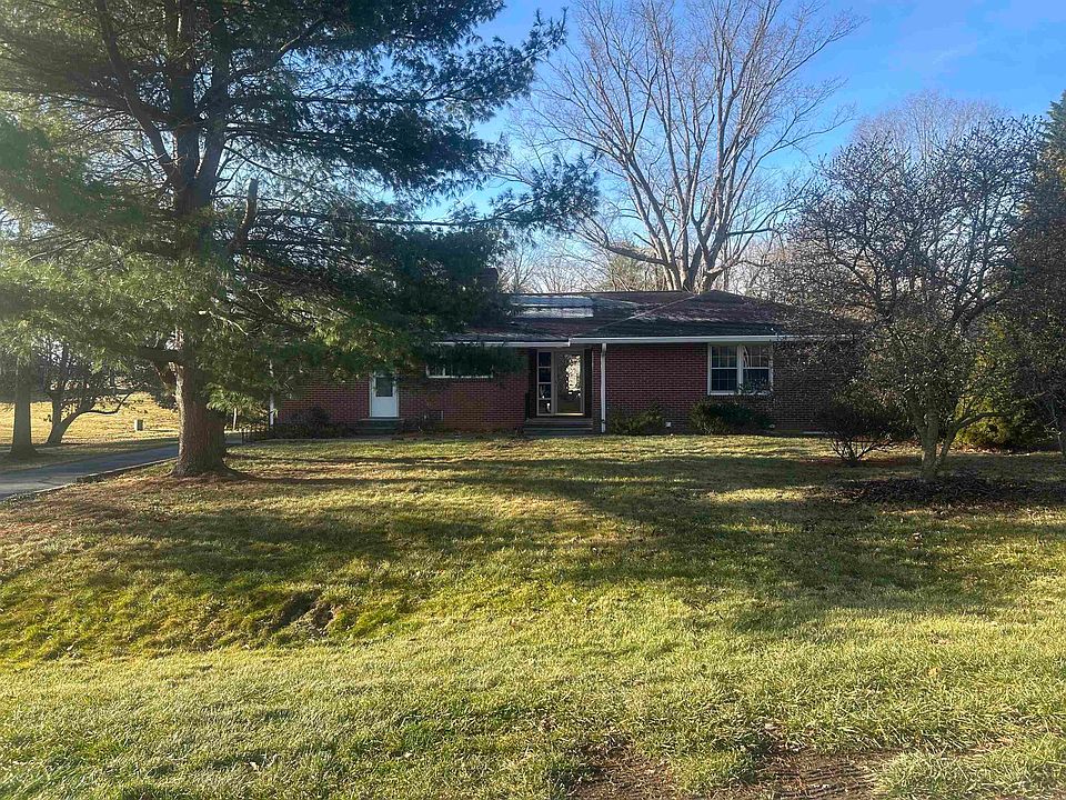 1st image of 707 Burruss Dr