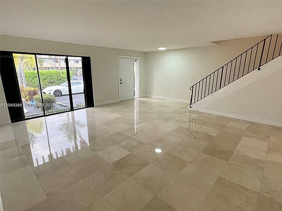 4th image of 3756 NE 166th St #112