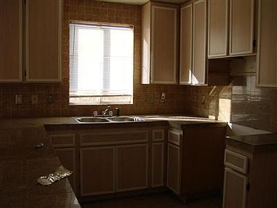 3rd image of 91021 Lunaria Ct
