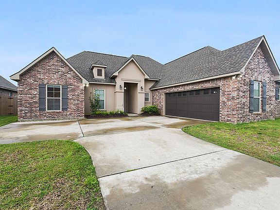 2nd image of 203 Bay Meadow Ln