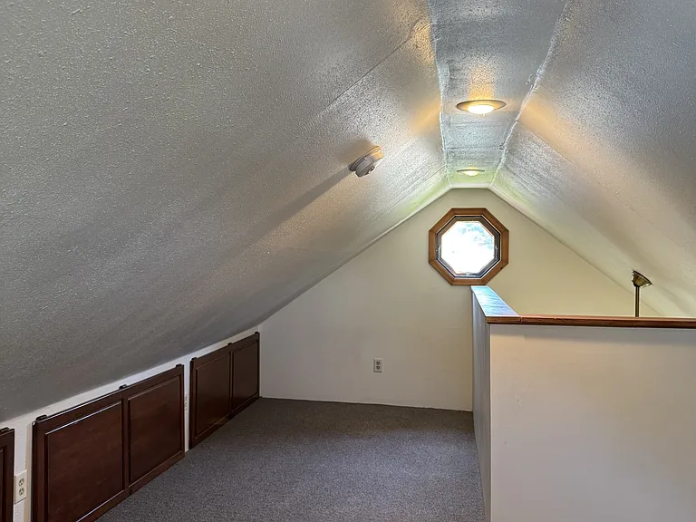 1020 N 5th Ave — Photo 16