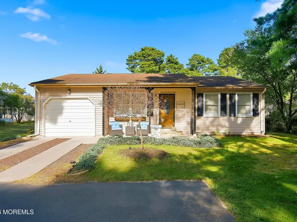 40 Hummingbird Lane #73, Manchester, NJ 08759