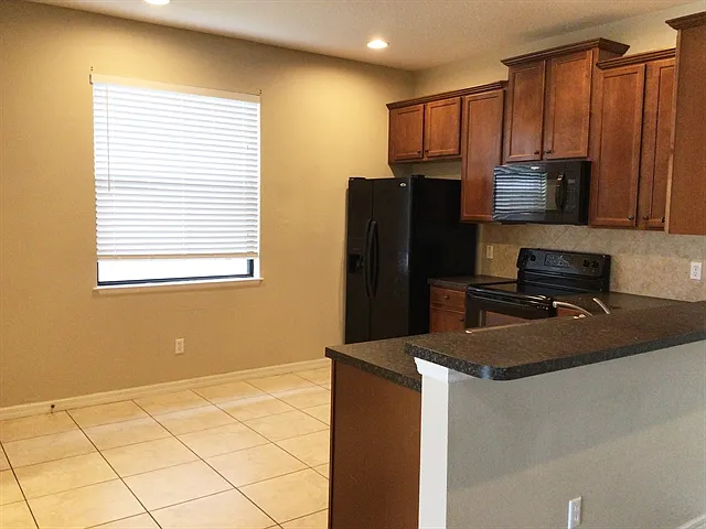 607 Arbor Pointe Ave — Photo 5