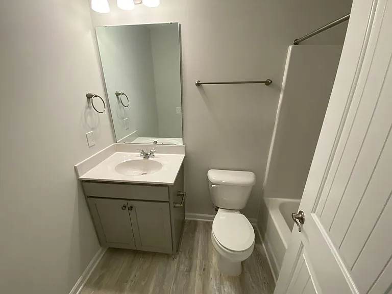 323 Switch St — Photo 30