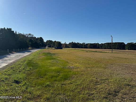 4th image of 1571 Belgrade-Swansboro Road