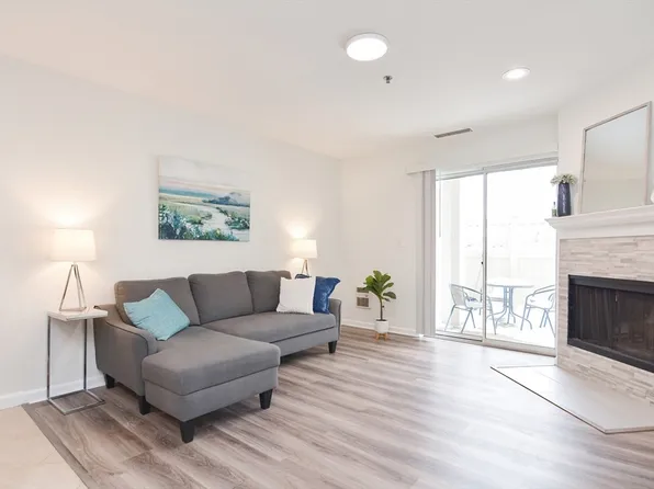 200 Falls Blvd Unit I108, Quincy, MA 02169