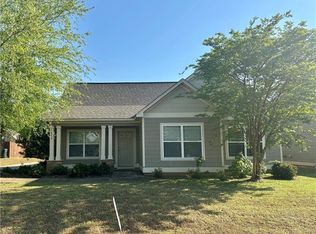 2475 Waterstone Cir, Auburn, AL 36832