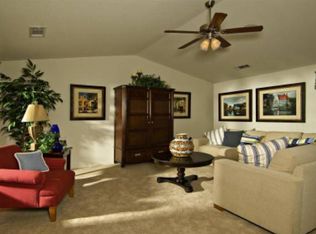 5813 E Kaviland Ave, Fresno, CA 93727