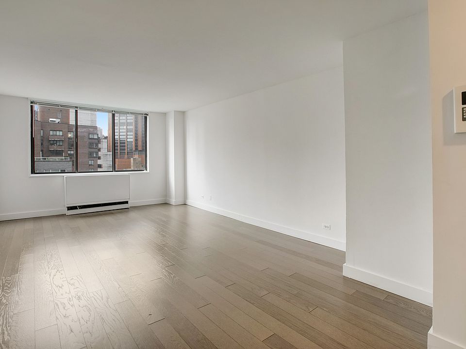 1st image of 200 E 33rd St APT 21F