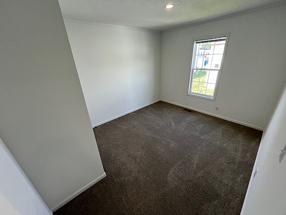 5th image of 7825 Kimberly Dr #139