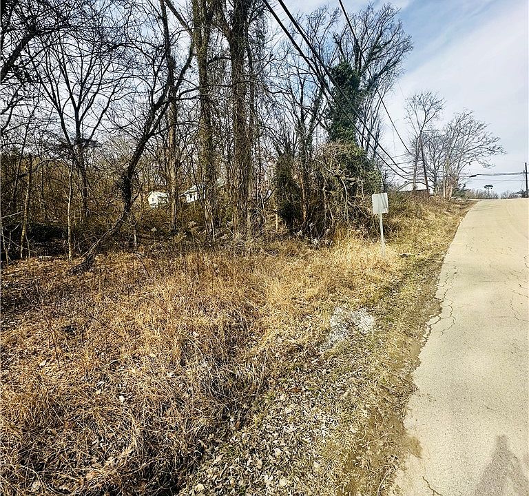 1st image of 2.4 +/- AC Powder House Lane