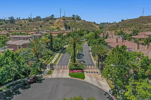 2901 Escala Cir Photo 1