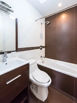 Rented by Nooklyn NYC LLC | media 22