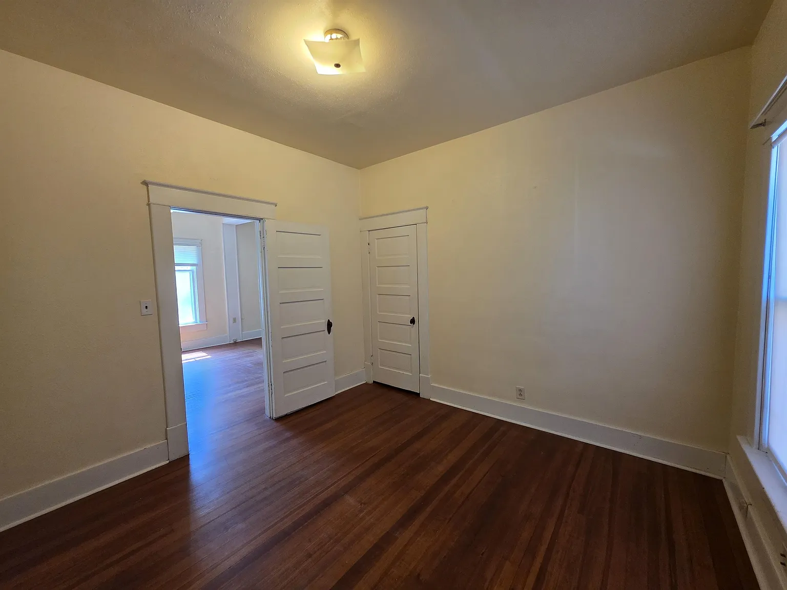 2 bed, 988 sqft, $850 — Photo 3