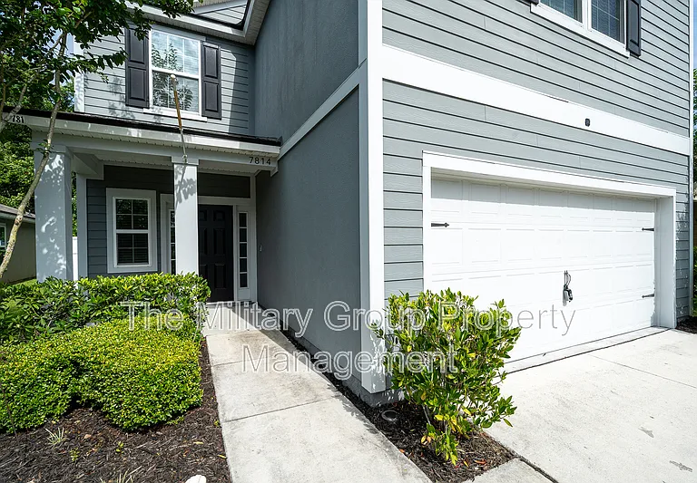 7814 Meadow Walk Ln — Photo 2