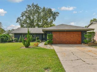 16822 Hibiscus Ln, Friendswood, TX 77546