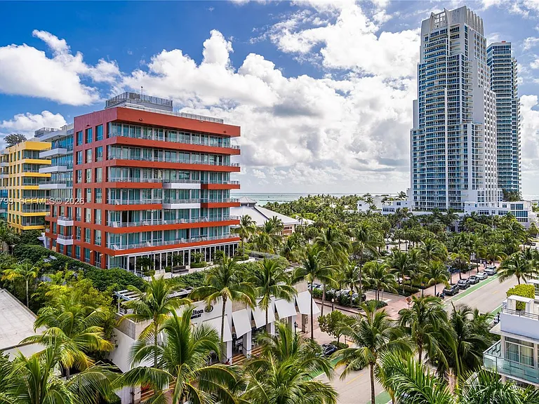 120 Ocean Dr #700 — Photo 44