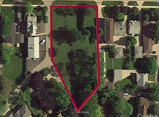 105 Prairie Ave, Highwood, IL