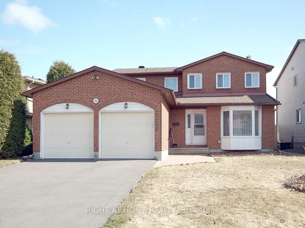 56 Four Seasons Dr, Ottawa, ON K2E 7P8