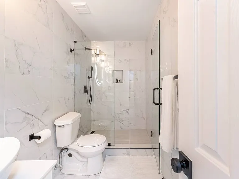 931 Sugar Oak Ln — Photo 45
