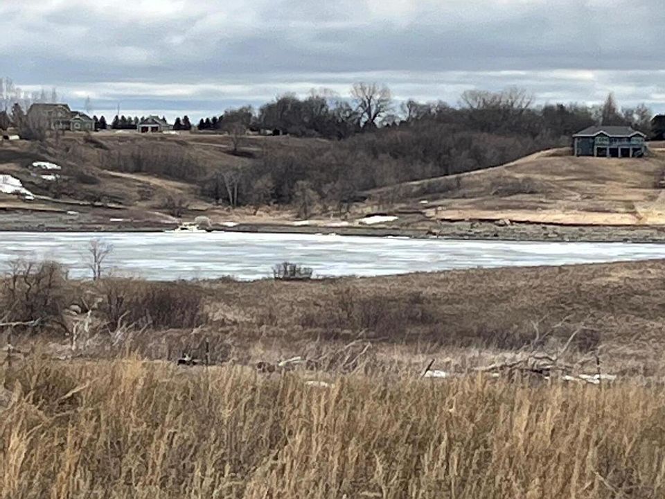 1st image of 3088 Lake Front Dr