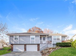 408 N Washington St, Raymore, MO 64083