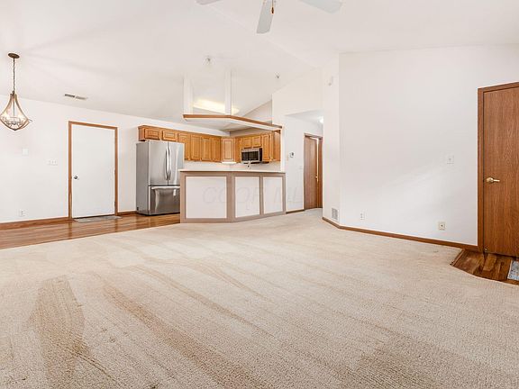 3rd image of 4088 Castel Dr