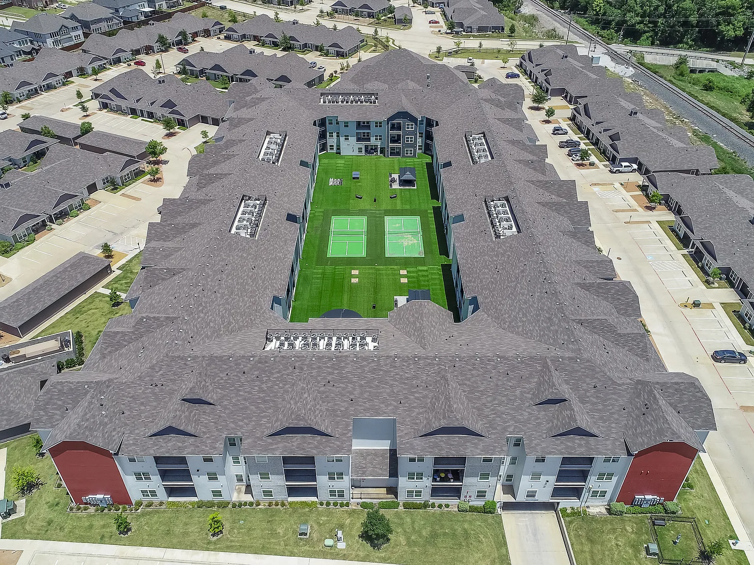 Park Residences Plano 55+ Cottages & Apartments — Photo 2