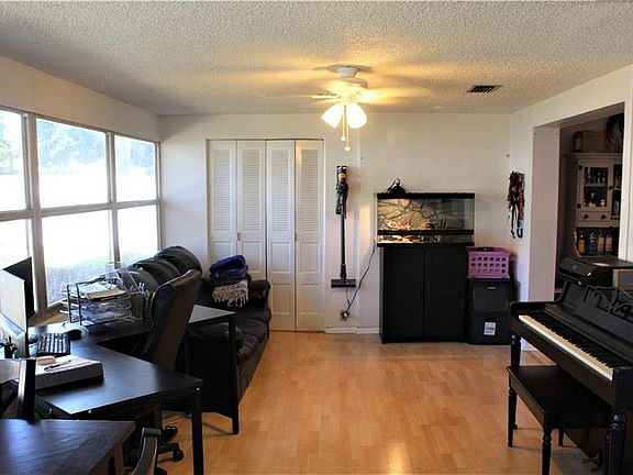 5th image of 1830 Alberta Dr