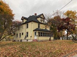 14 Glenwood St, Manchester, CT 06040