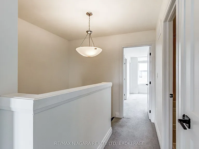 461 Blackburn Dr — Photo 27