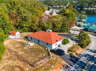 1097 Susan Rd, Lake Ozark, MO 65049