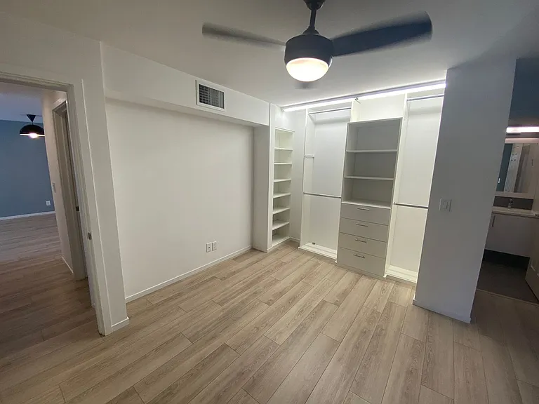 1822 K St #3 — Photo 6