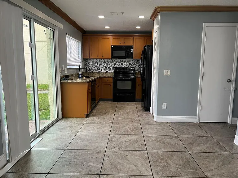 Timberbend Cir — Photo 2