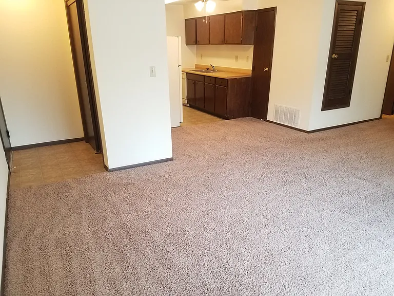 Kimberly Club Apartments — Photo 77