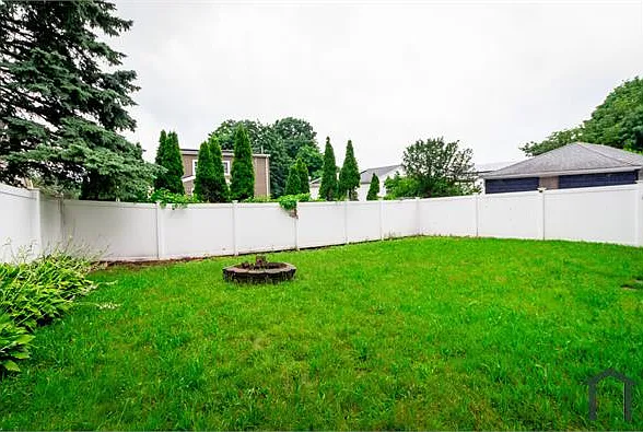 3 bed, 5655 sqft, $3,420 — Photo 4