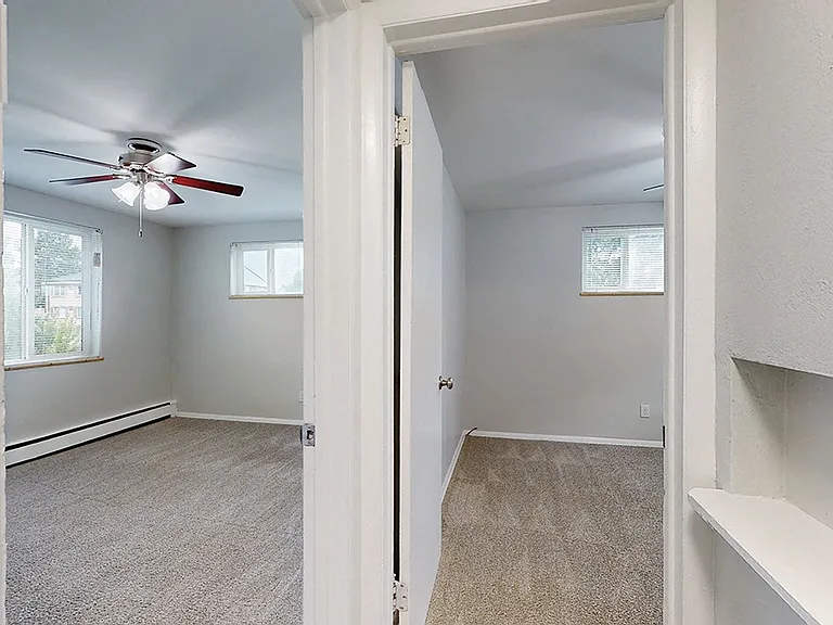10705 W 7th Pl — Photo 12