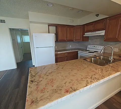 5th image of 3708 N Cedar Ave #177ced2ce