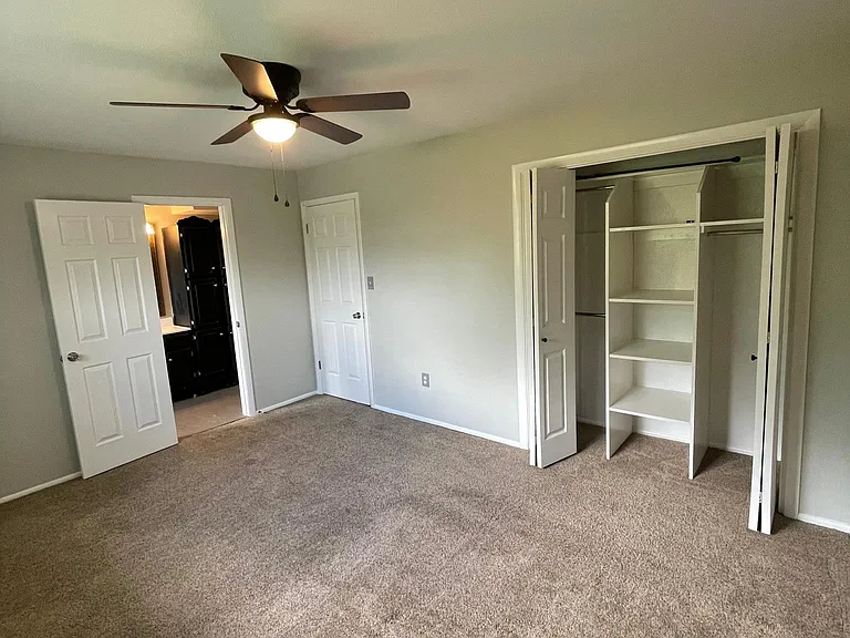 upstairs master bedroom