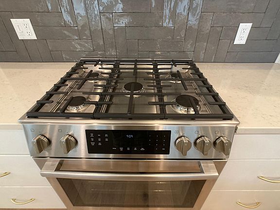 Bosch gas stove