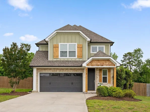 4218 Green Shanty Rd, Ooltewah, TN 37363