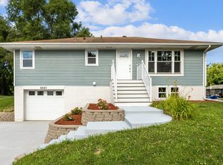 6641 Yucca Ln N, Maple Grove, MN 55311