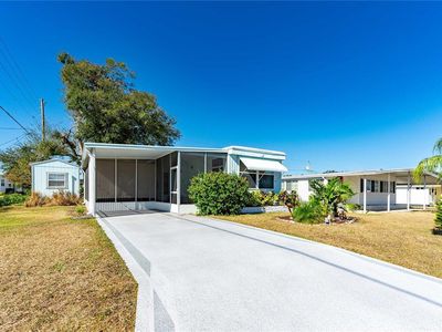 5307 Flint St, Zephyrhills, FL, 33542