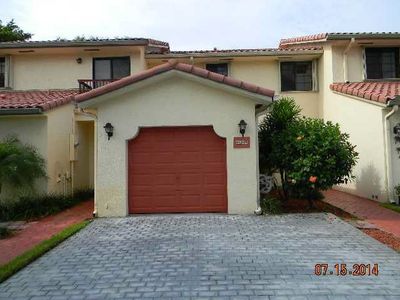 9580 Alcazar Ln, Davie, FL, 33324