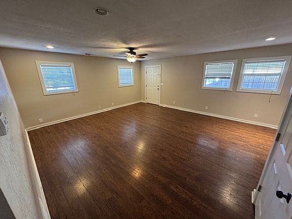 5th image of 1432 Hamilton St