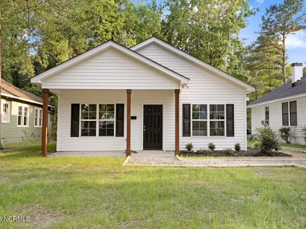 500 W 1st Street, Kenly, NC 27542