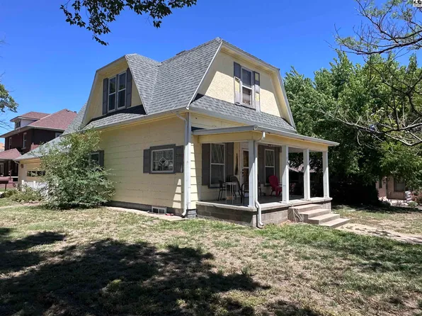 300 N Main St, Pratt, KS 67124