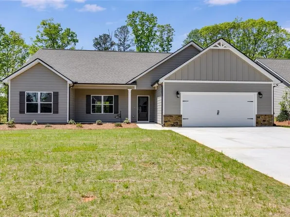 8851 Callaway Dr, Winston, GA 30187