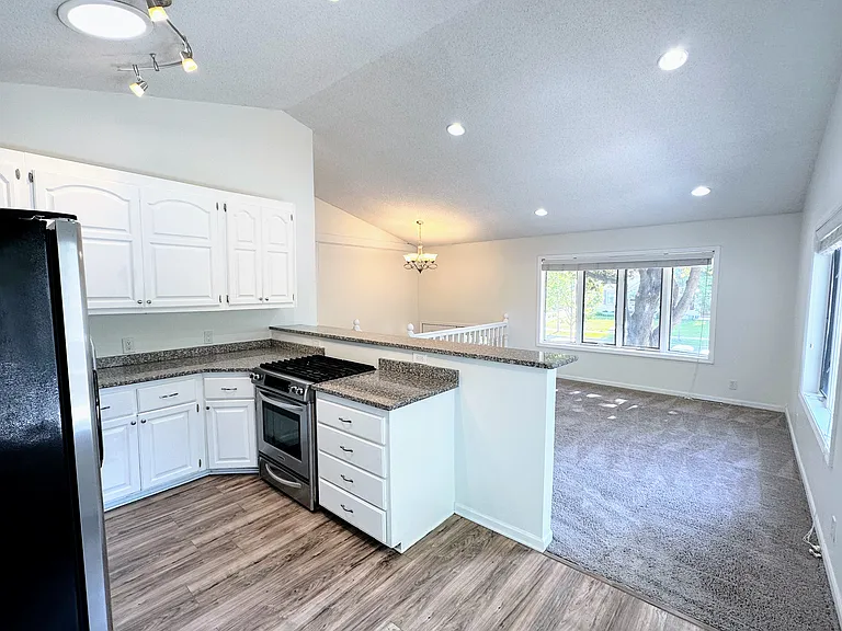 3064 Utah Ave S — Photo 3